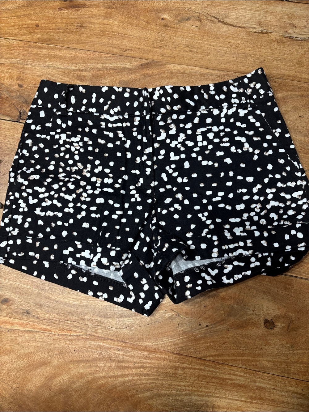 Ovi Black, White and Tan Speckle Shorts Size S
